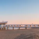 Bright Near The דירה ליגננו סביאדורו